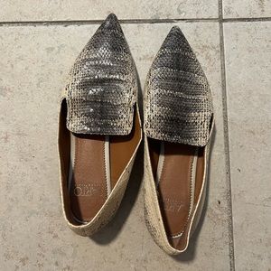 Franco sarto flats size 7